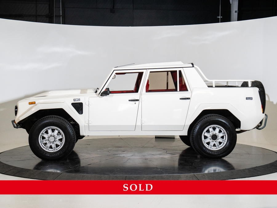 1990 Lamborghini LM002