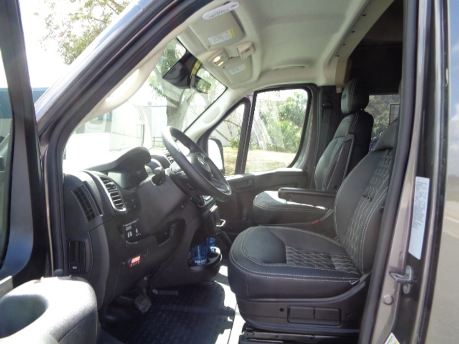 New 2024 Ram ProMaster SLT+ 2500 - Fenton Mobility Side Entry Entry Lift Automatic Ramp