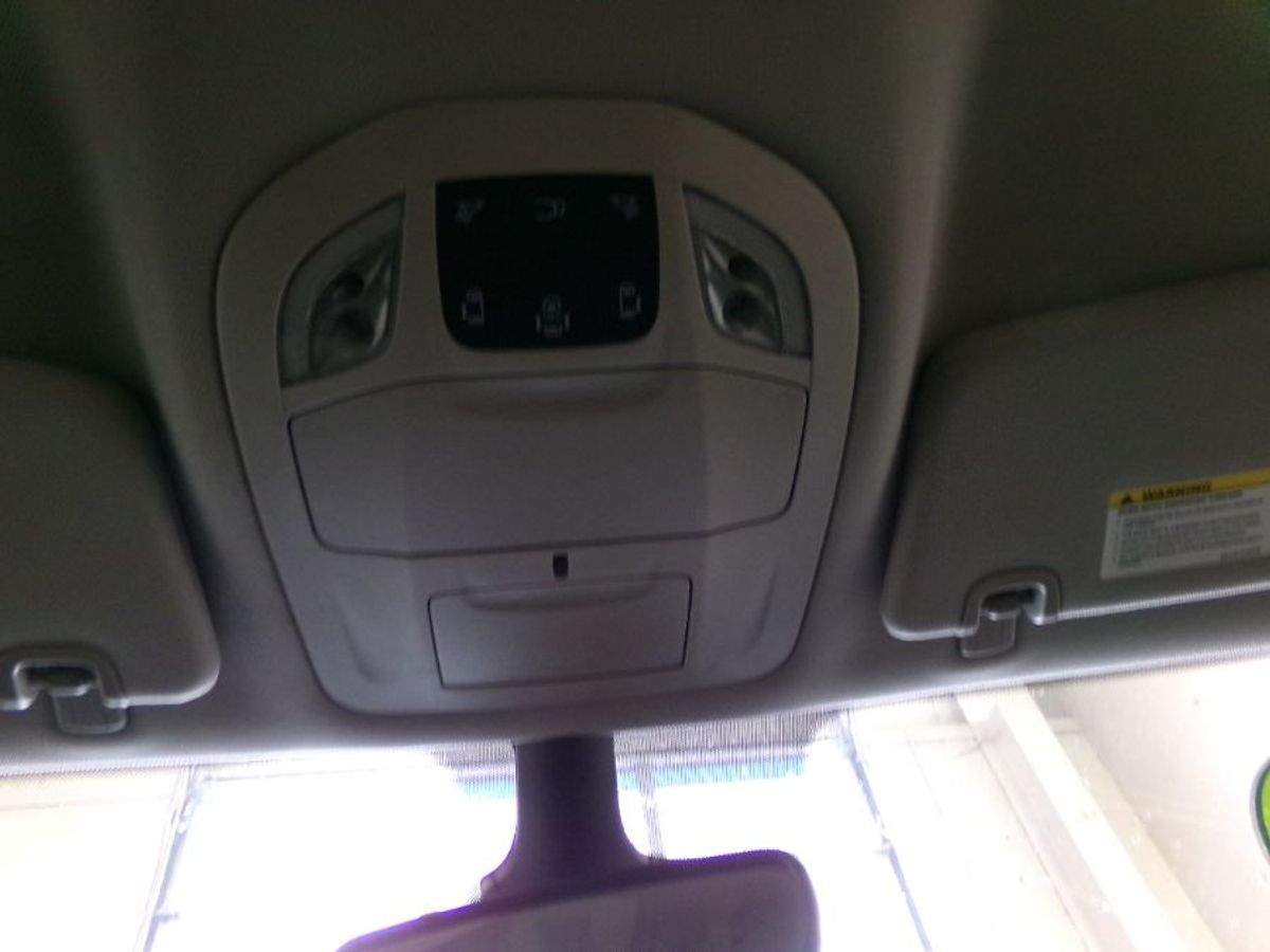 2024 CHRYSLER VOYAGER - Image 8