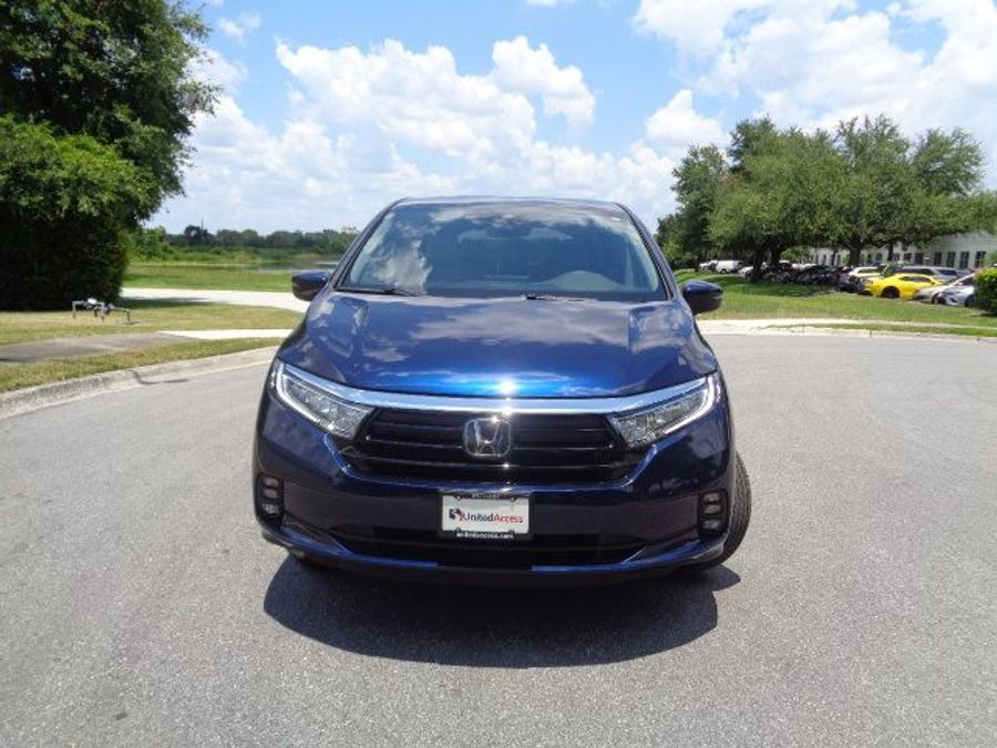Used 2024 Honda Odyssey EX-L - BraunAbility Side Entry Entry In Floor Automatic Ramp