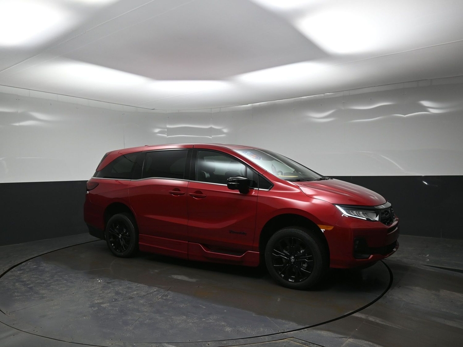 New 2026 Honda Odyssey Sport - BraunAbility Side Entry Entry In Floor Automatic Ramp