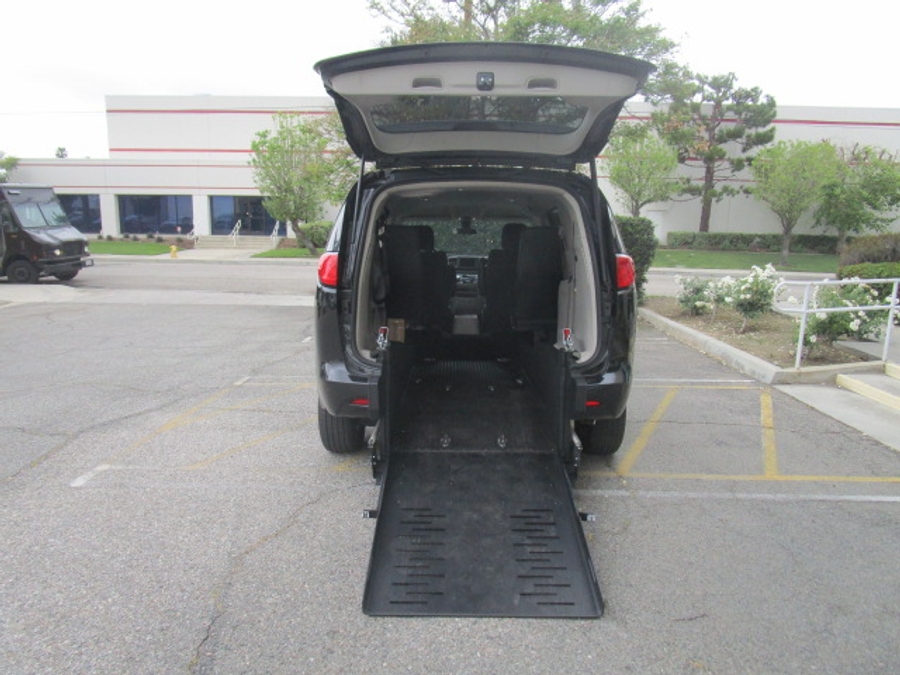 Used 2022 Chrysler Voyager LX - FR Conversions Rear Entry Entry Fold Out Manual Ramp