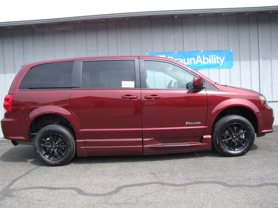 Used 2019 Dodge Grand Caravan GT - BraunAbility Side Entry Entry Fold Out Automatic Ramp