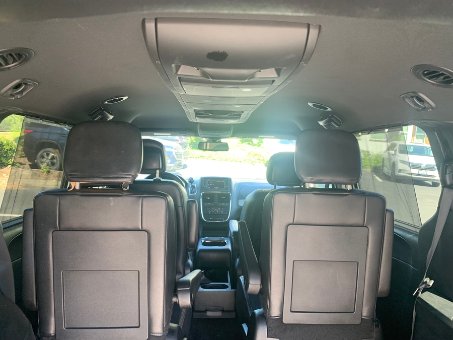 Used 2019 Dodge Grand Caravan GT - International Mobility Rear Entry Entry Fold Out Manual Ramp