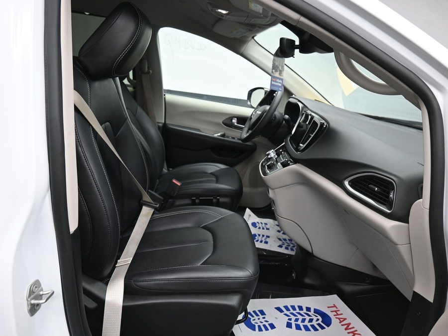 Used 2024 Chrysler Pacifica Touring L - BraunAbility Side Entry Entry In Floor Automatic Ramp