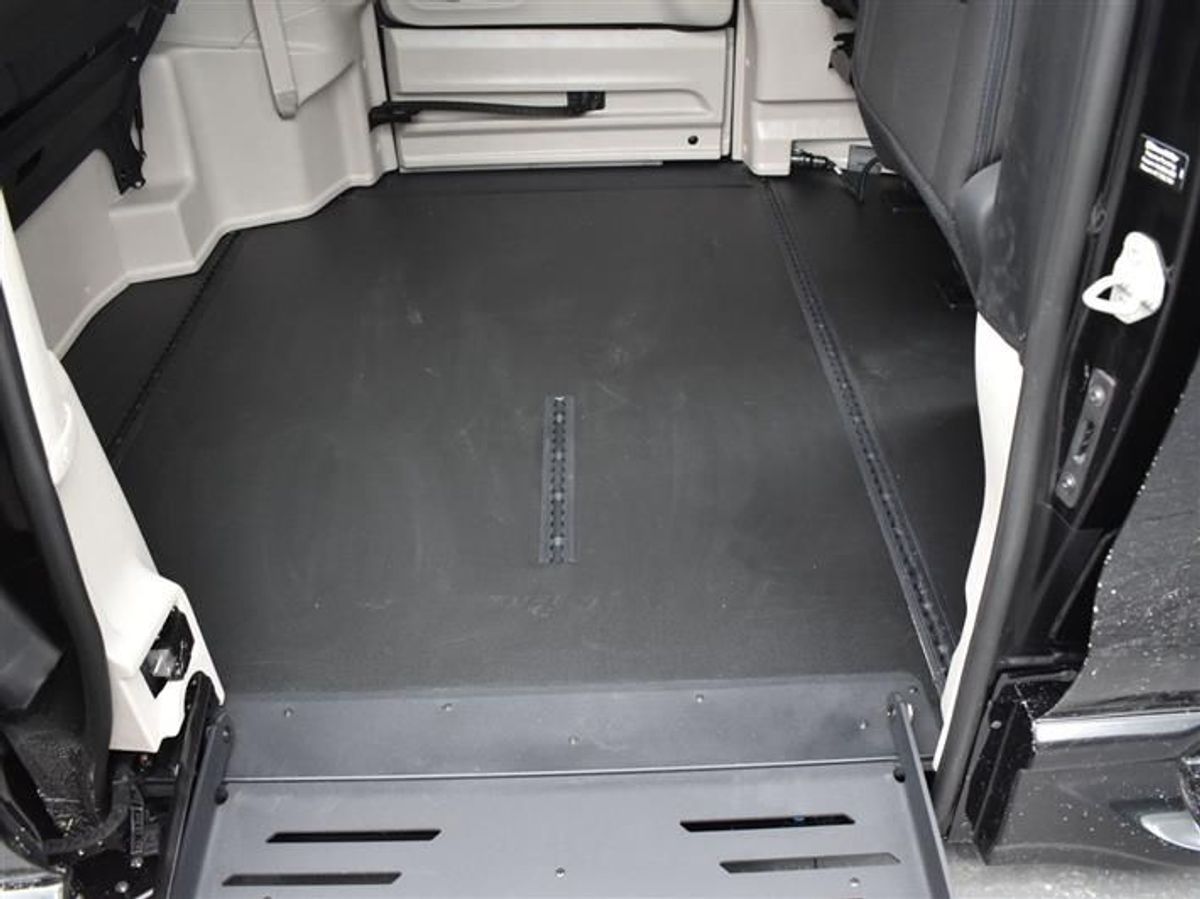 2023 CHRYSLER VOYAGER - Image 15