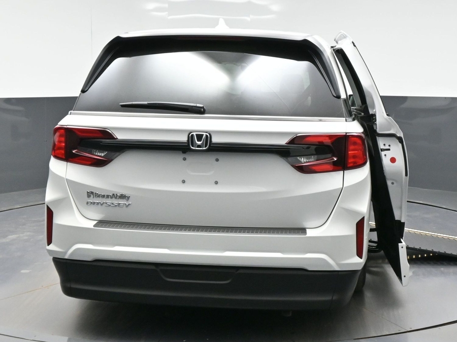 New 2026 Honda Odyssey EX-L - BraunAbility Side Entry Entry In Floor Automatic Ramp