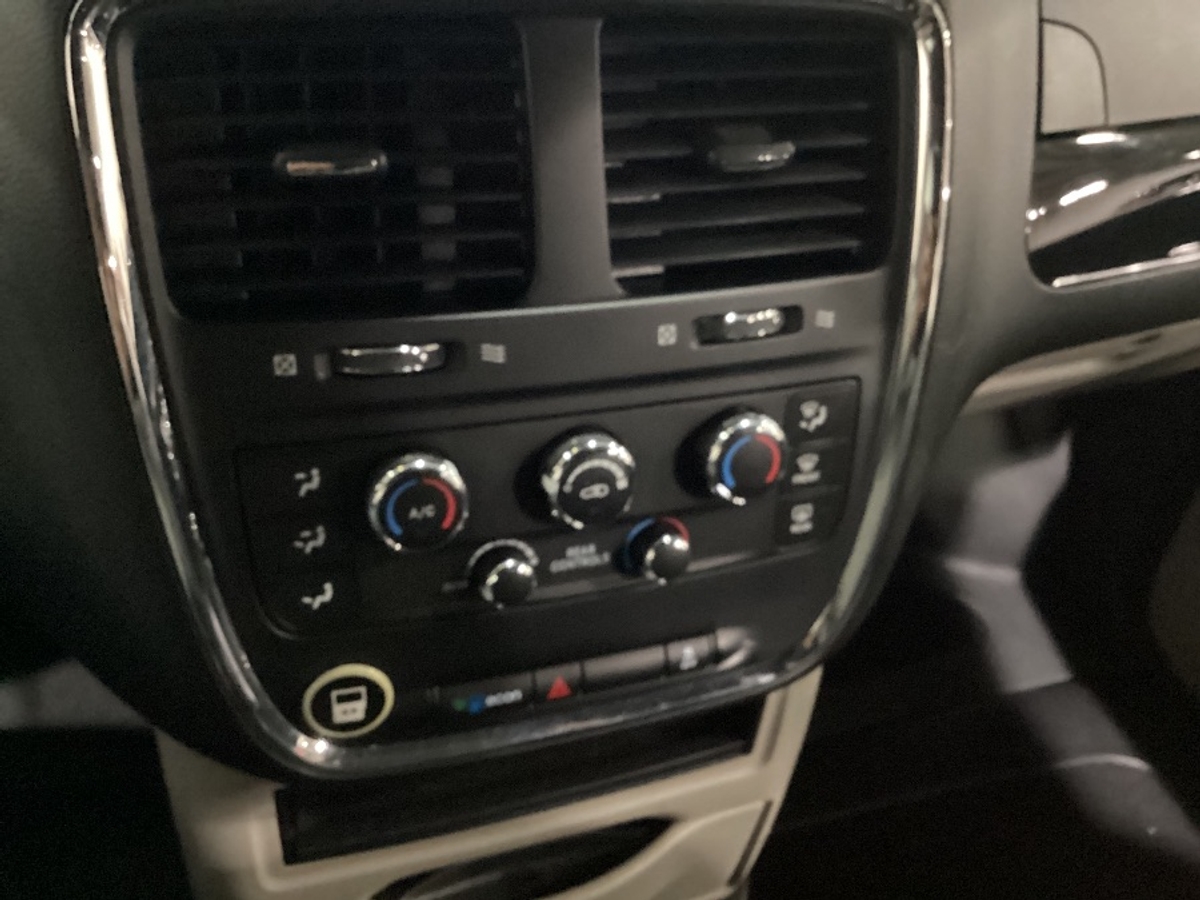 2019 DODGE GRAND CARAVAN - Image 14