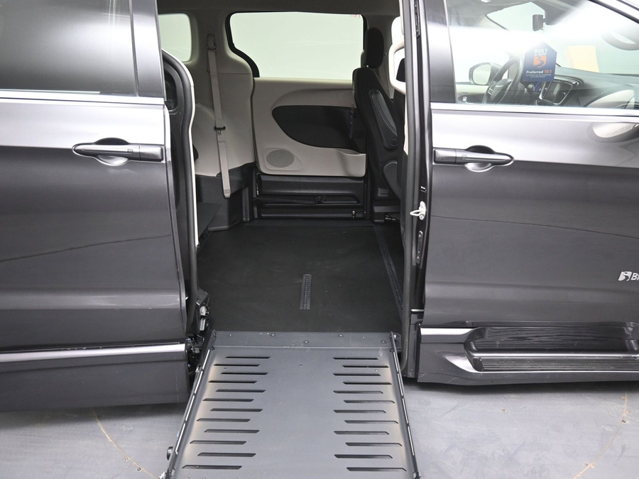 Used 2023 Chrysler Voyager LX - BraunAbility Side Entry Fold Out Automatic Ramp