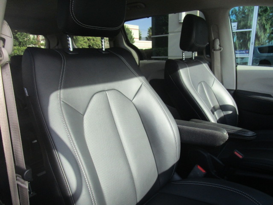 Used 2024 Chrysler Pacifica Touring L - VMI Side Entry In Floor Automatic Ramp