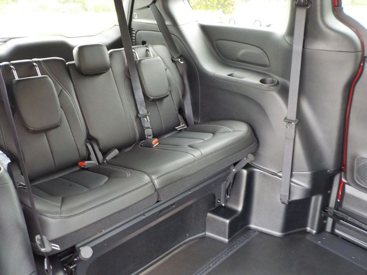 2025 CHRYSLER PACIFICA - Image 42