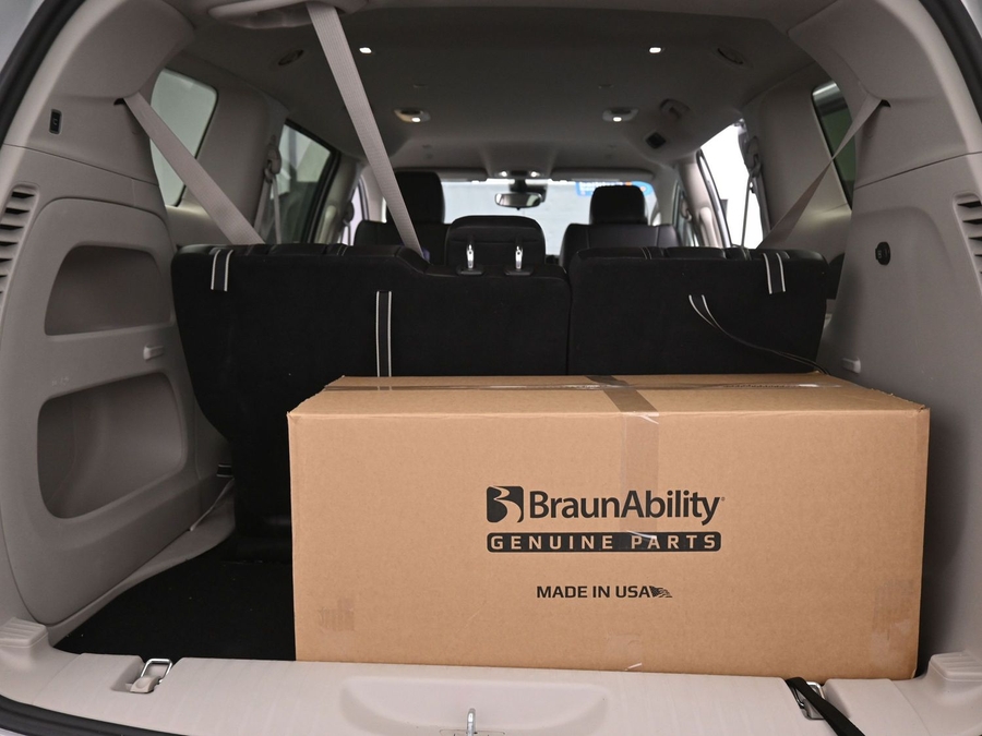 Used 2024 Chrysler Pacifica Touring L - BraunAbility Side Entry Entry Fold Out Automatic Ramp