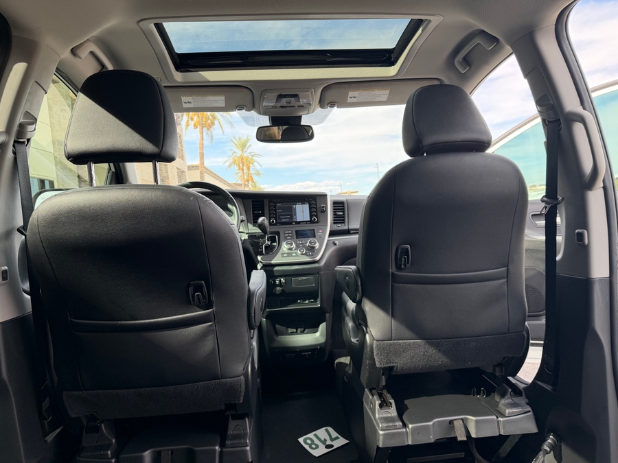 Used 2020 Toyota Sienna SE Premium - VMI Side Entry In Floor Automatic Ramp