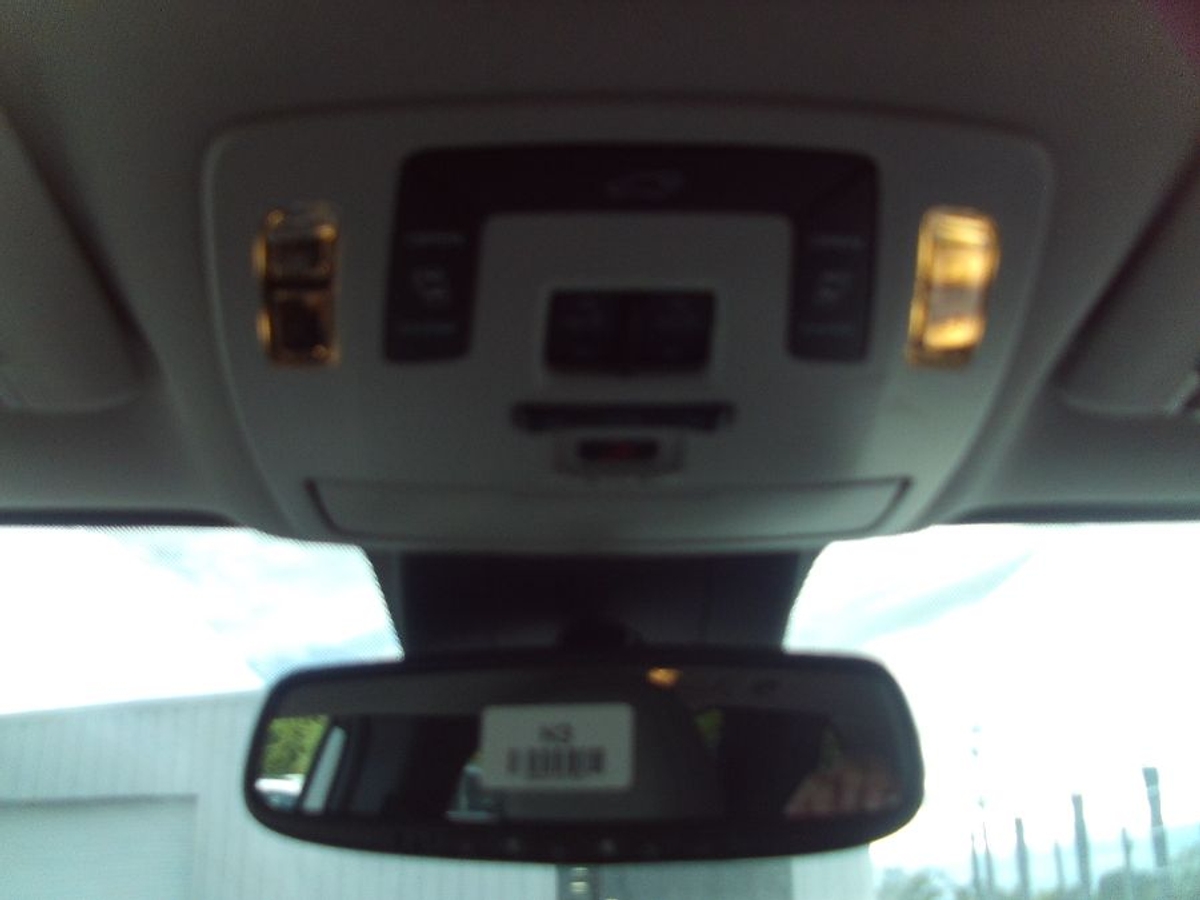 2025 TOYOTA SIENNA - Image 15