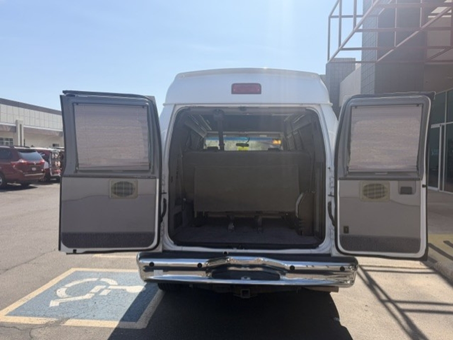 Used 2012 Ford E-Series SD - VMI Side Entry Lift Automatic Ramp