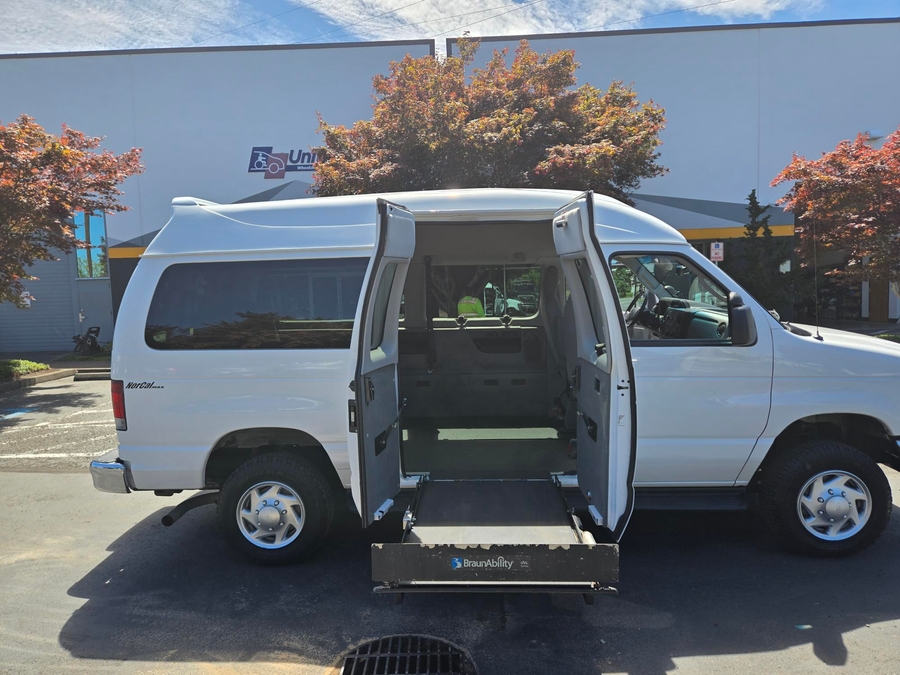 Used 2013 Ford Econoline E-350 SD XLT - OTH Side Entry Lift Automatic Ramp
