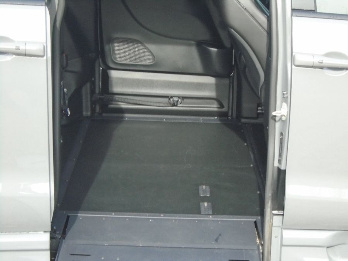 2023 CHRYSLER PACIFICA - Image 10