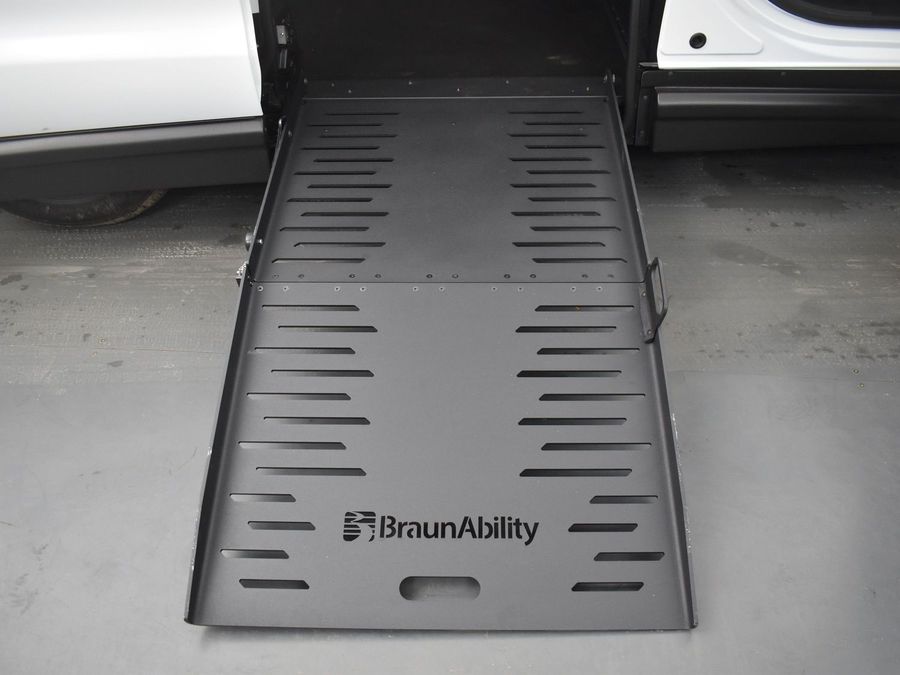 New 2025 Chrysler Voyager LX - BraunAbility Side Entry Entry Fold Out Manual Ramp