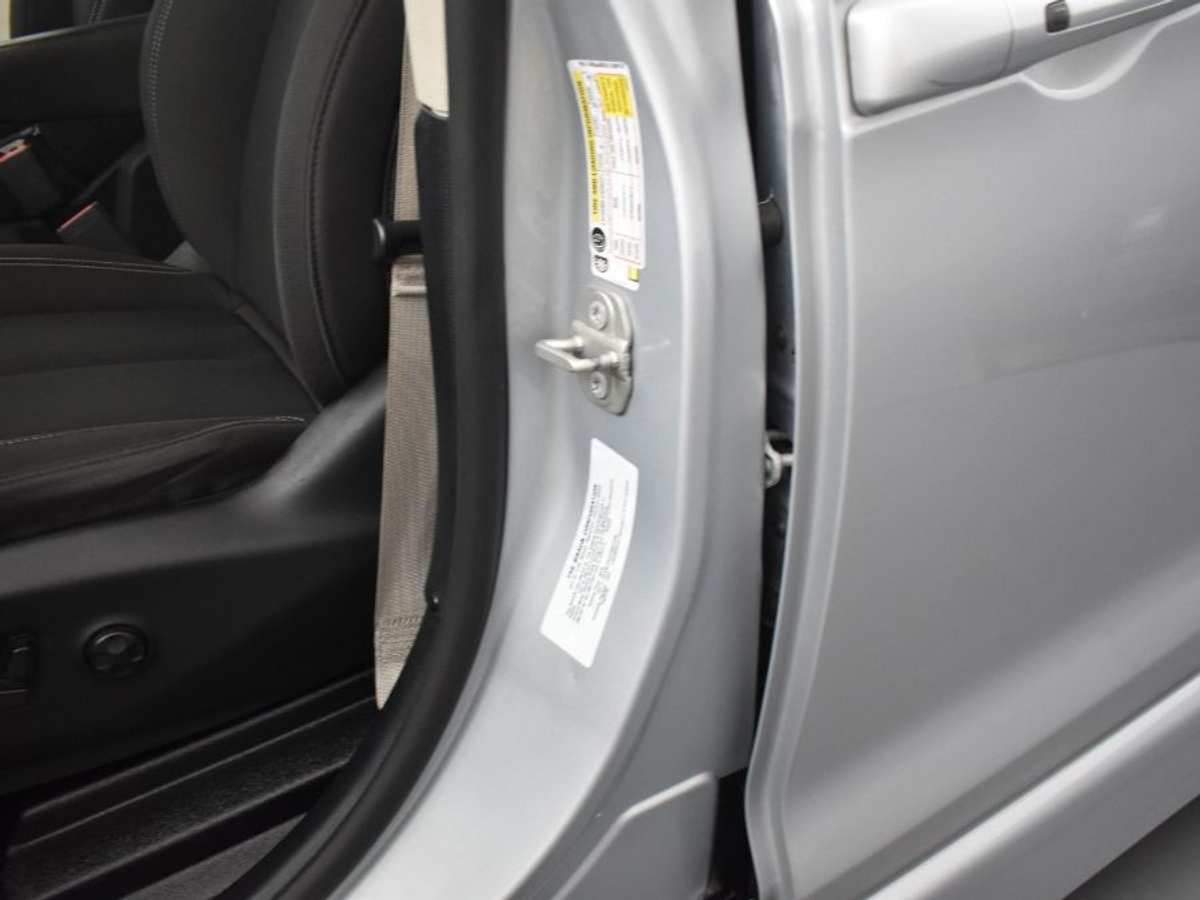 2023 CHRYSLER VOYAGER - Image 9