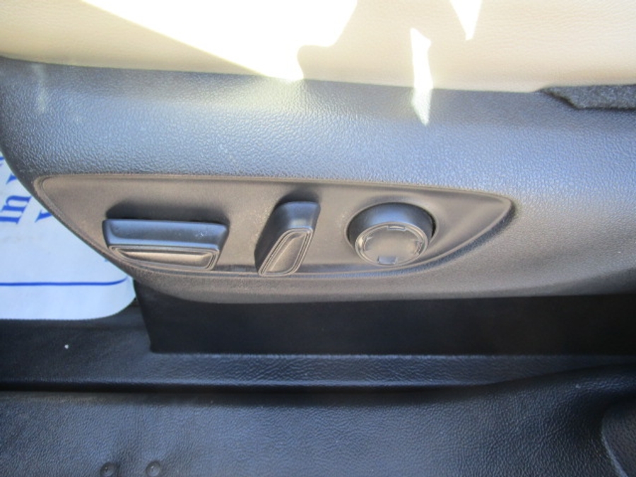 Used 2022 Toyota Sienna Hybrid XLE - VMI Side Entry Entry In Floor Automatic Ramp