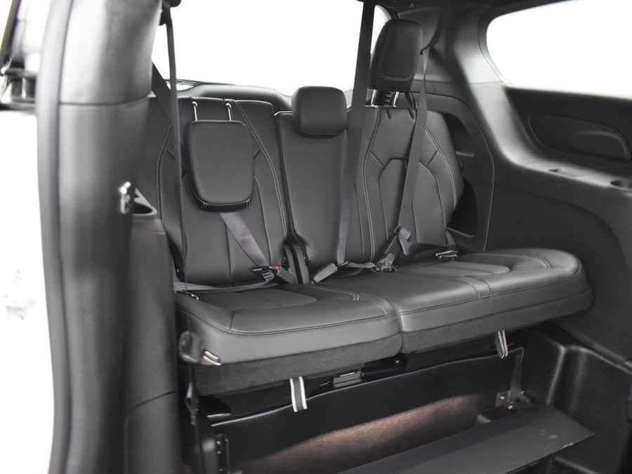Used 2025 Chrysler Pacifica Select Safety - BraunAbility Side Entry Fold Out Automatic Ramp