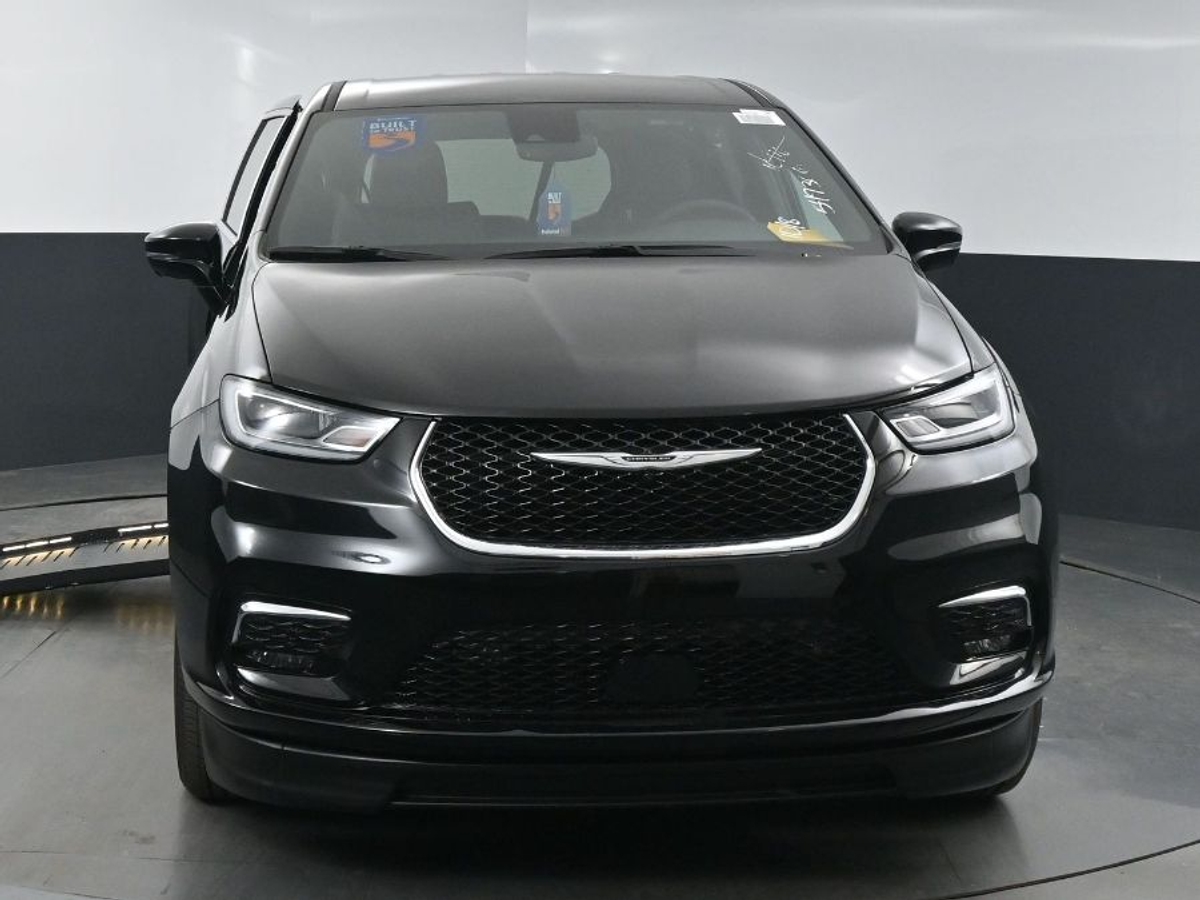 2025 CHRYSLER PACIFICA - Image 3