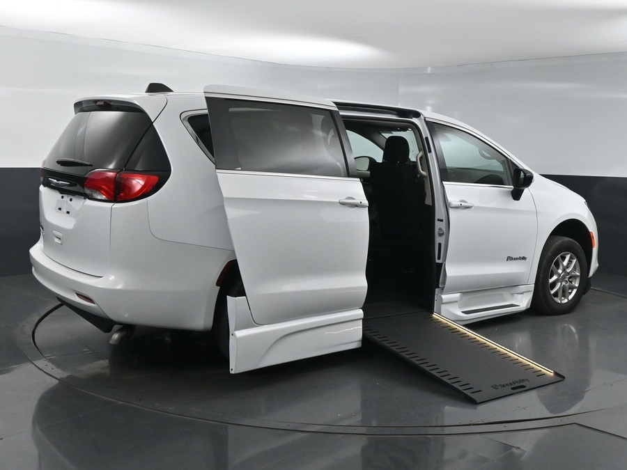 Used 2024 Chrysler Voyager LX - BraunAbility Side Entry Entry In Floor Automatic Ramp