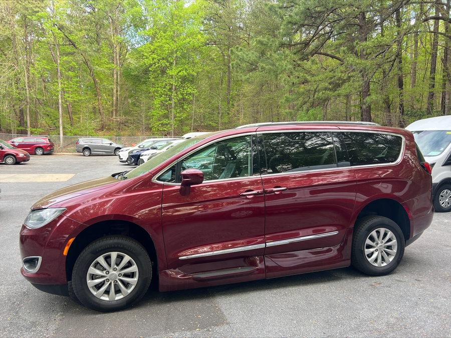 Red Chrysler Pacifica image number 7