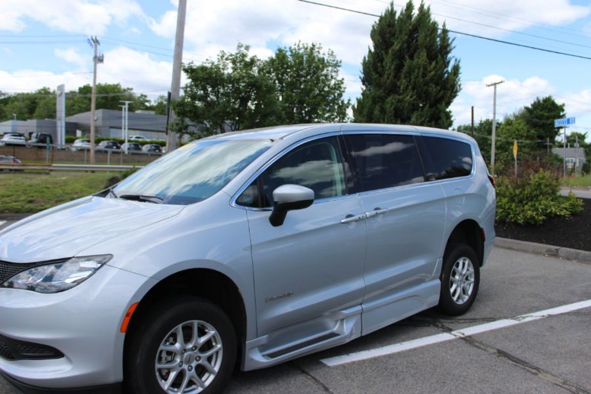 2022 CHRYSLER VOYAGER - Image 3