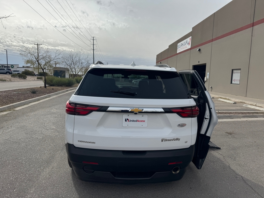 Used 2022 Chevrolet Traverse LT - BraunAbility Side Entry Entry In Floor Automatic Ramp
