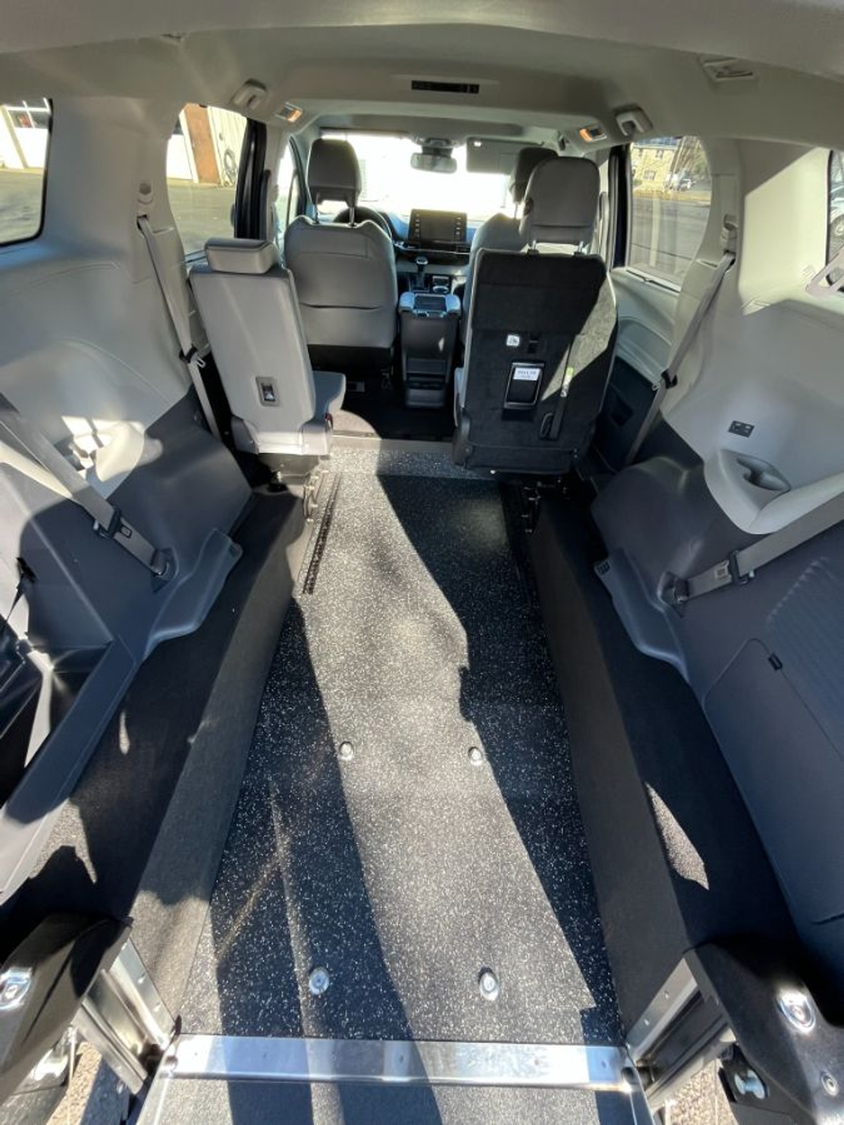 2024 TOYOTA SIENNA - Image 6