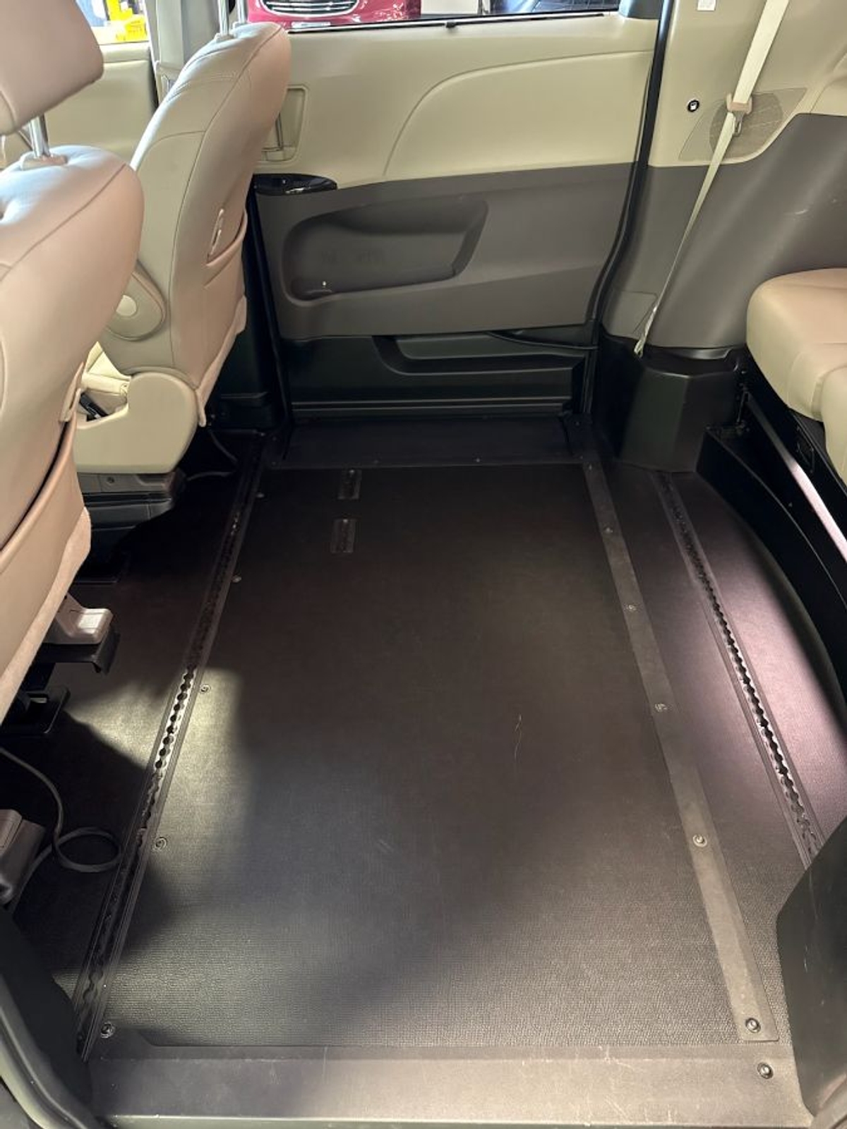 2020 TOYOTA SIENNA - Image 14