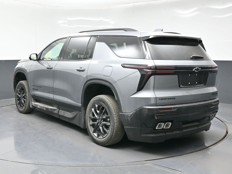 New 2026 Chevrolet Traverse 1LT Midnight Edition - BraunAbility Side Entry Entry In Floor Automatic Ramp