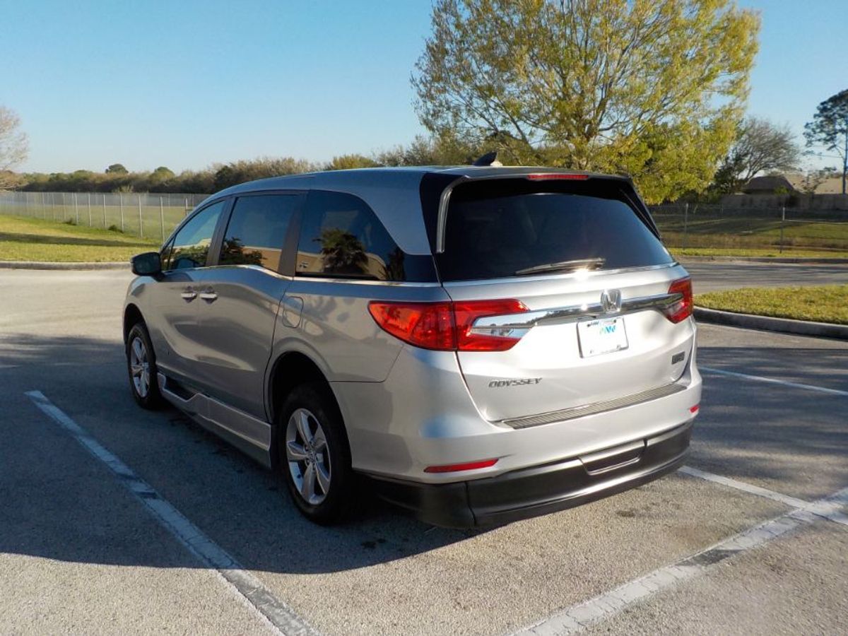 Plata Honda Odyssey número de imagen 28