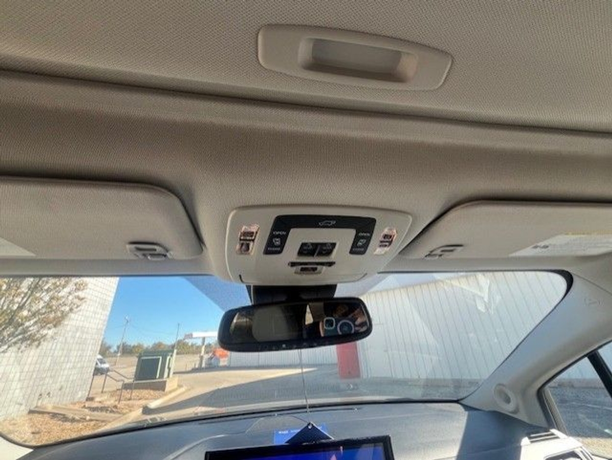 2025 TOYOTA SIENNA - Image 11