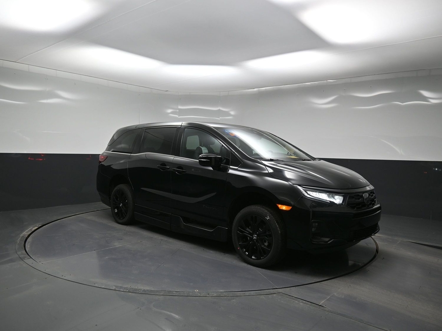 New 2026 Honda Odyssey Elite - BraunAbility Side Entry In Floor Automatic Ramp