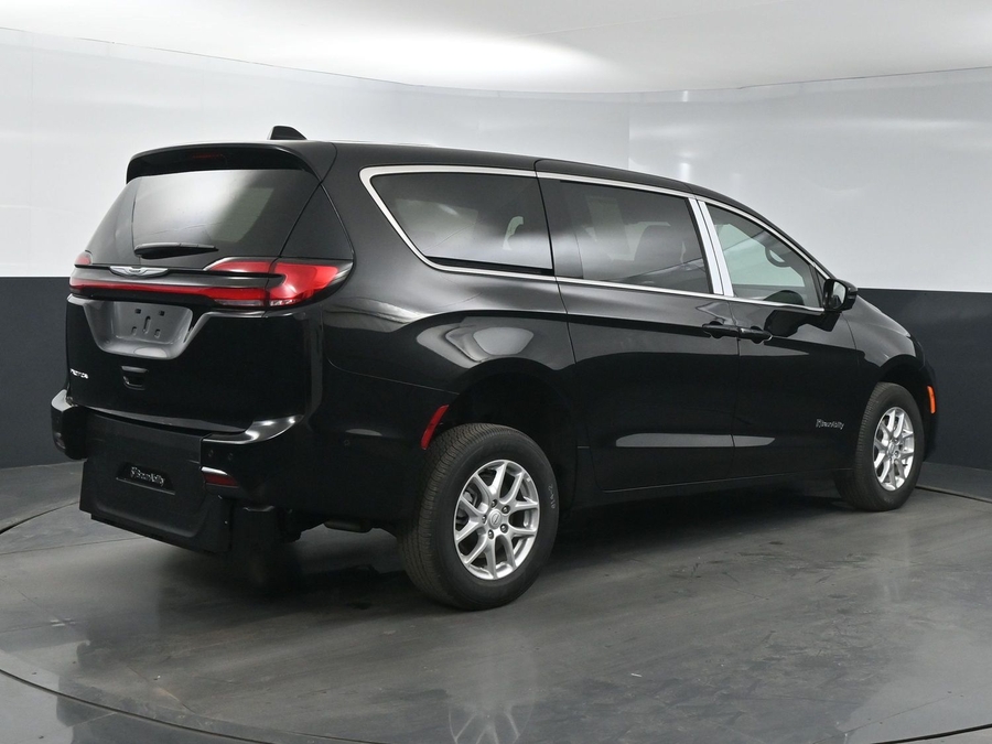 New 2025 Chrysler Pacifica Select Safety - BraunAbility Rear Entry Entry Fold Out Manual Ramp