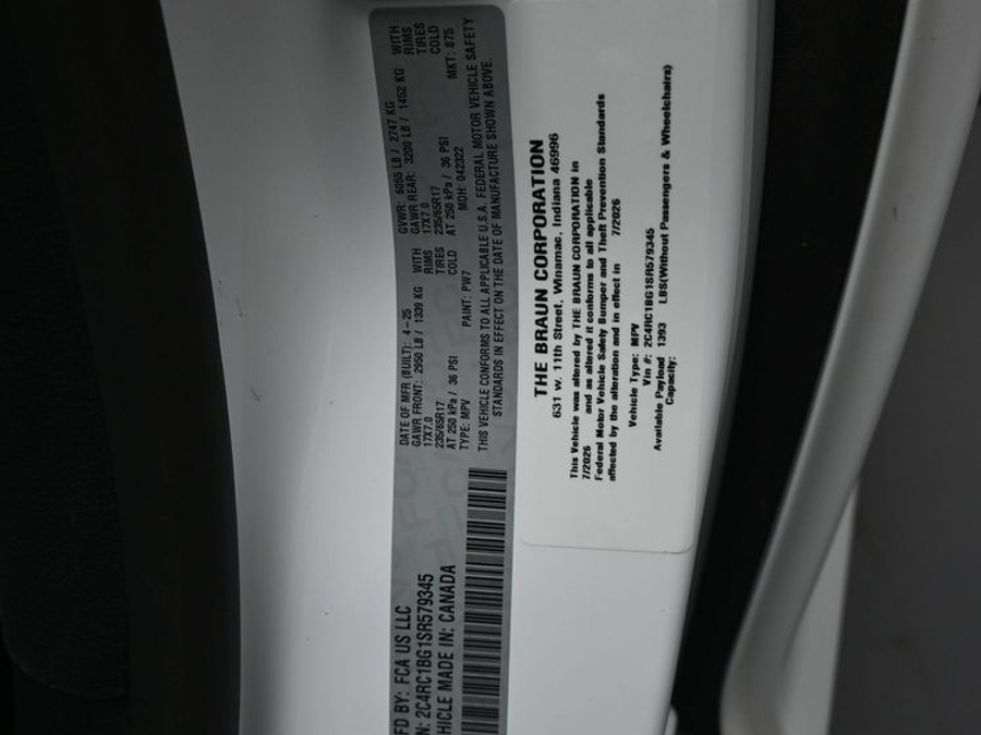 Used 2025 Chrysler Pacifica Select Safety - BraunAbility Rear Entry Fold Out Manual Ramp