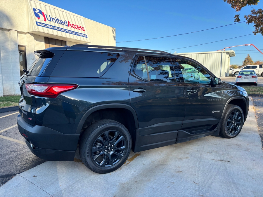 Used 2021 Chevrolet Traverse RS - BraunAbility Side Entry Entry In Floor Automatic Ramp
