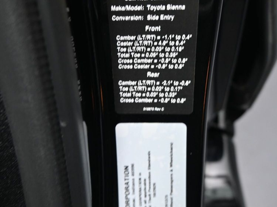 New 2026 Toyota Sienna Hybrid XLE Add - BraunAbility Side Entry Fold Out Automatic Ramp