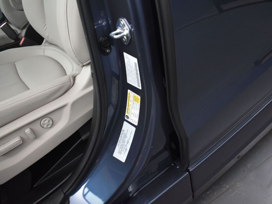 New 2025 Honda Odyssey EX-L - BraunAbility Side Entry Entry In Floor Automatic Ramp