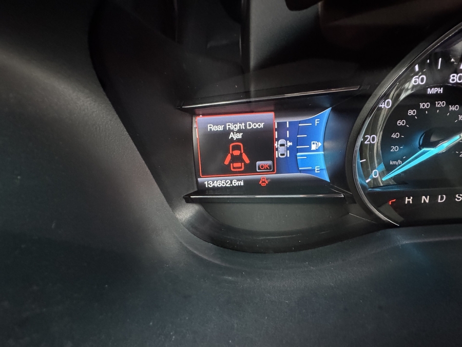 Black Ford Explorer image number 9