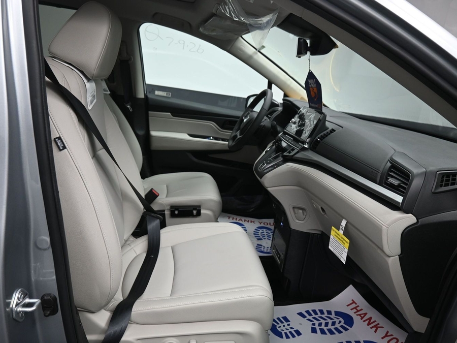 New 2026 Honda Odyssey EX-L - BraunAbility Side Entry In Floor Automatic Ramp
