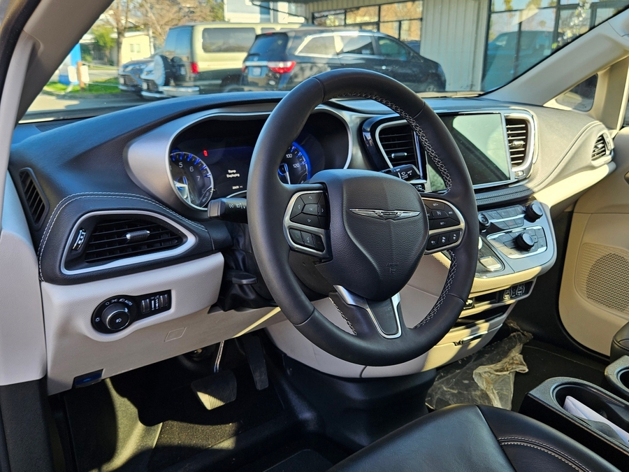 Used 2023 Chrysler Pacifica Touring L Safety - BraunAbility Side Entry Entry Fold Out Automatic Ramp