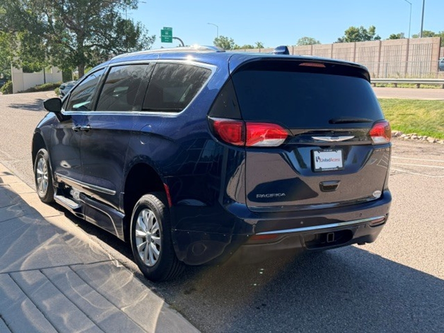 Used 2018 Chrysler Pacifica Touring L Plus - BraunAbility Side Entry Entry Fold Out Automatic Ramp