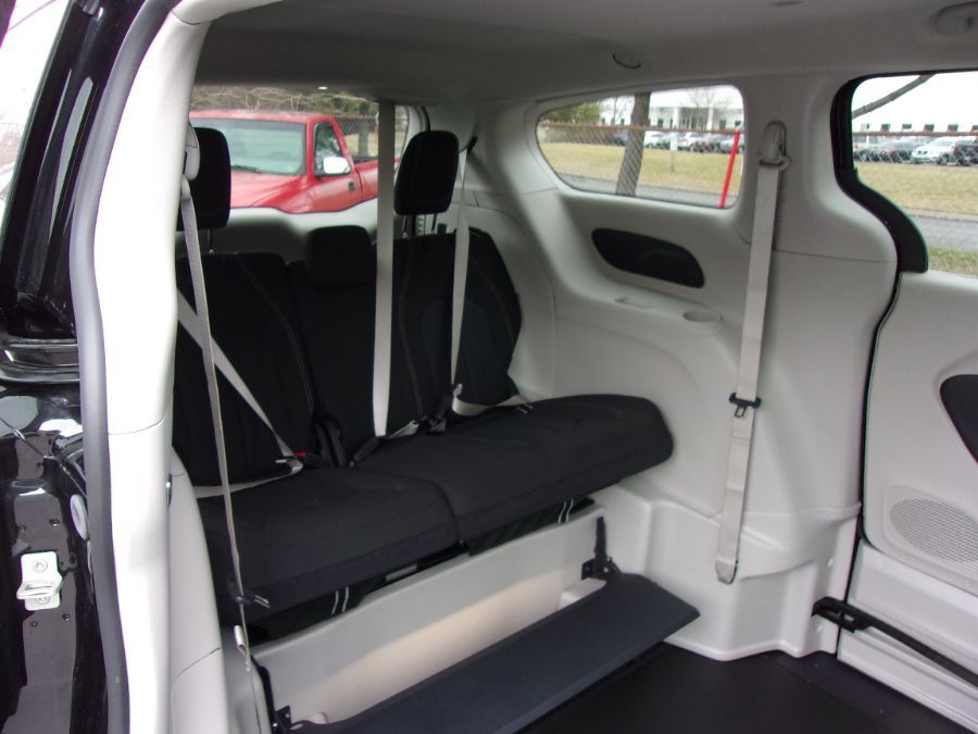 2022 CHRYSLER VOYAGER - Image 23