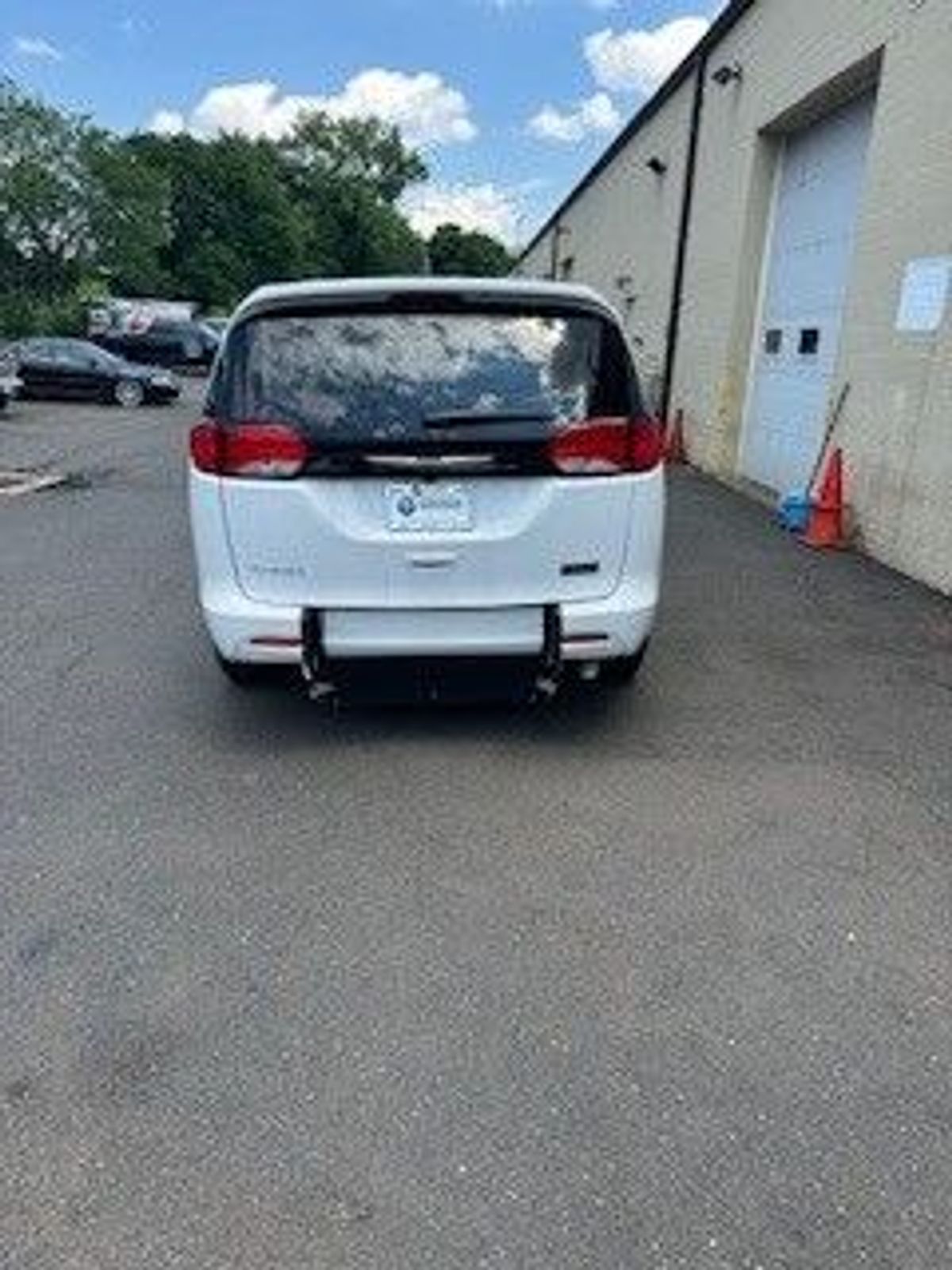 2024 CHRYSLER VOYAGER - Image 3