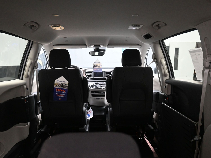 Used 2024 Chrysler Voyager LX - BraunAbility Side Entry Entry Fold Out Automatic Ramp
