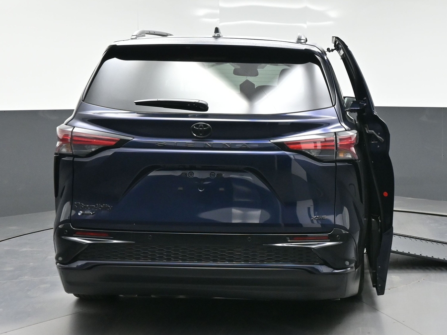 New 2026 Toyota Sienna Hybrid XSE Sport - BraunAbility Side Entry In Floor Automatic Ramp