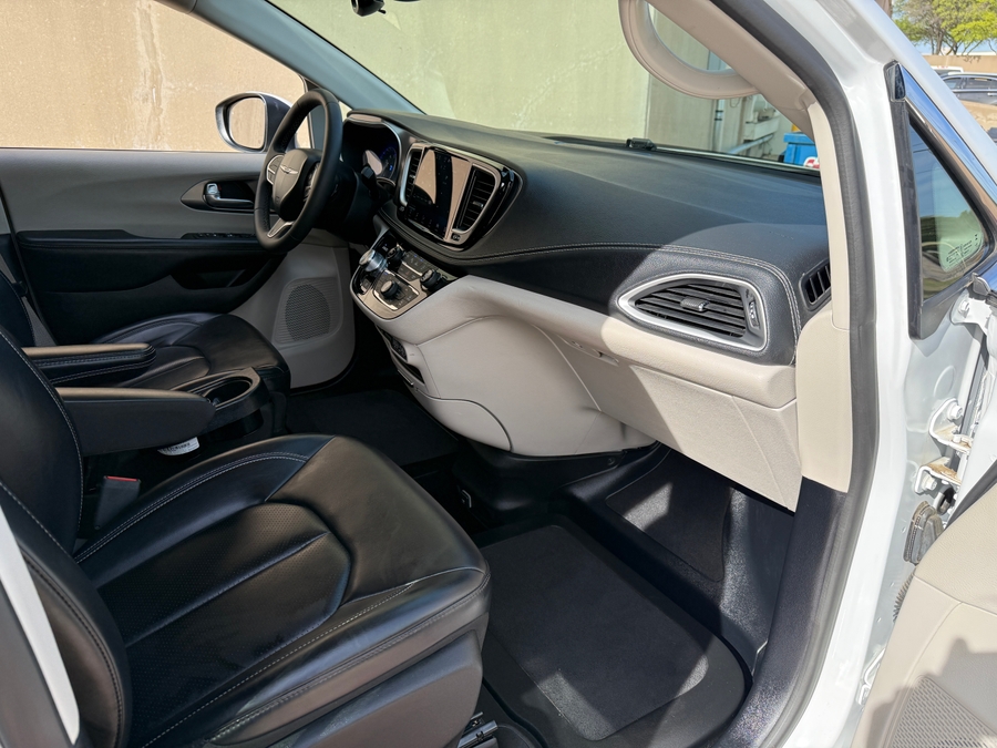 Used 2023 Chrysler Pacifica Touring L Safety - BraunAbility Side Entry Entry Fold Out Automatic Ramp